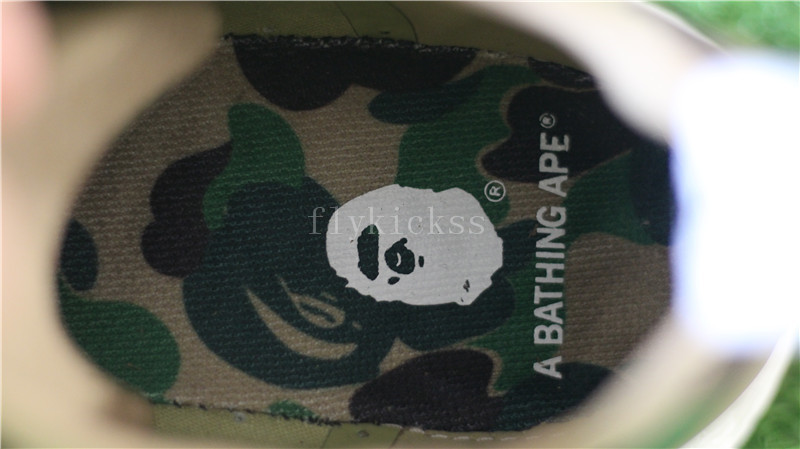 Top BAPE x Adidas NMD BAPE camo R1